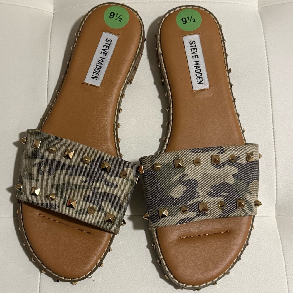 Steve Madden Camo Sandals